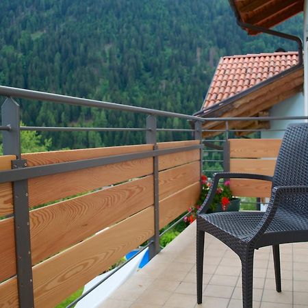 Baita Scaia Bed & Breakfast Cogolo Exterior photo
